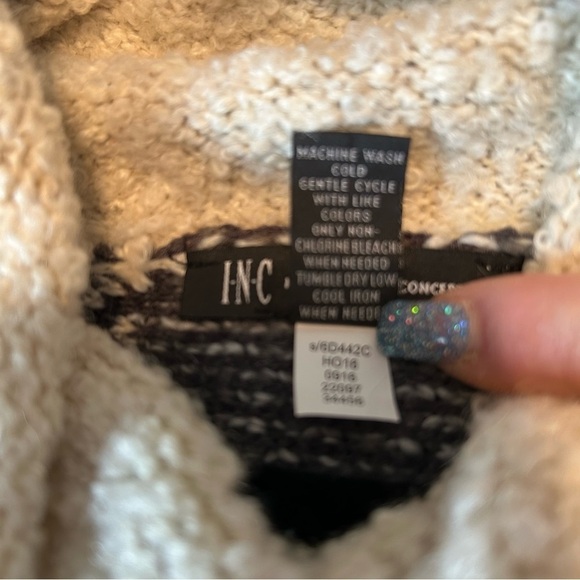 I.N.C.International Concepts Gray White Tan Knit Wool Alpaca Blend Fringe Poncho - Picture 11 of 16